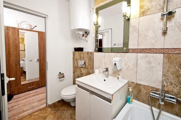 Lyla Apartment Galati  Exterior photo